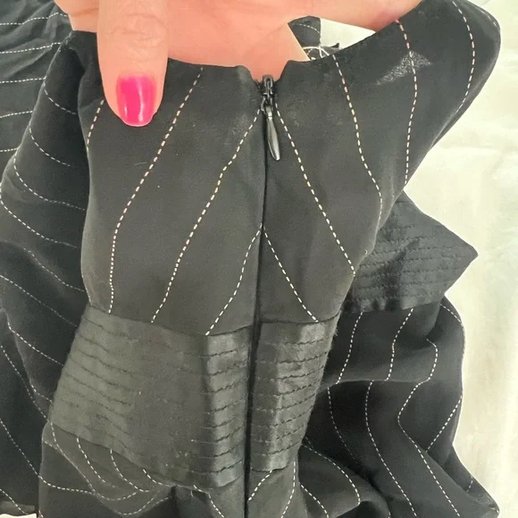 BCBG Max Aria 100% Silk Black Floral Dress - Picture 4 of 8